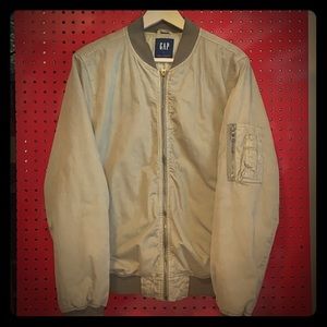 Men’s GAP bomber jacket.
